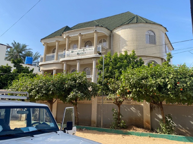 Das Geb&auml;ude der MCA in Kotu